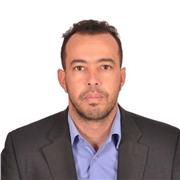 Je peux enseigner la language arabe et les débutants en englais